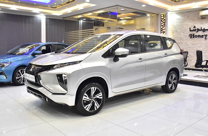 Mitsubishi Xpander ( 2022 Model ) in Silver Color GCC Specs