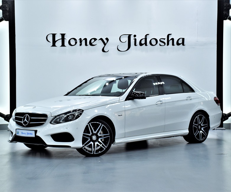 Mercedes Benz E500 ( 2016 Model ) in White Color GCC Specs