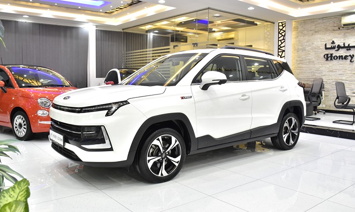 JAC JS4 1.5T ( 2023 Model ) in White Color GCC Specs