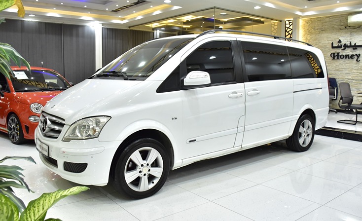 Mercedes Benz Viano ( 2015 Model ) in White Color GCC Specs