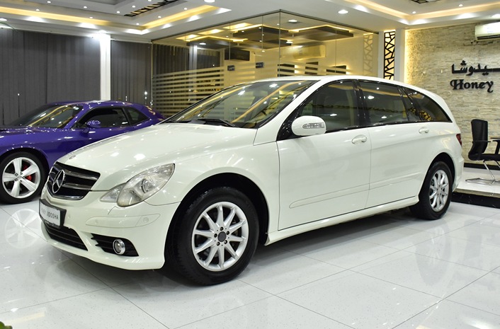 Mercedes Benz R350 ( 2009 Model ) in White Color GCC Specs