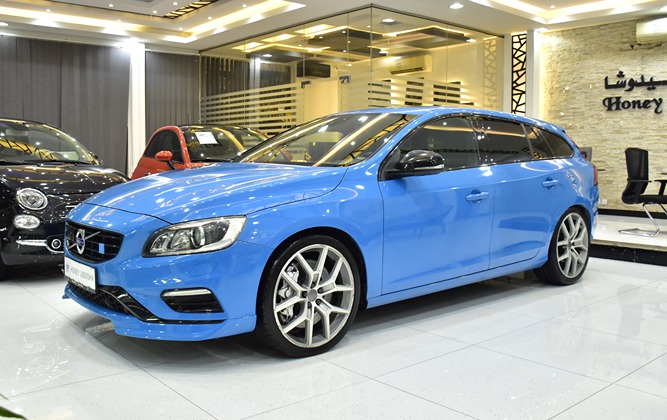 Volvo V60 Polestar T6 ( 2016 Model ) in Blue Color GCC Specs