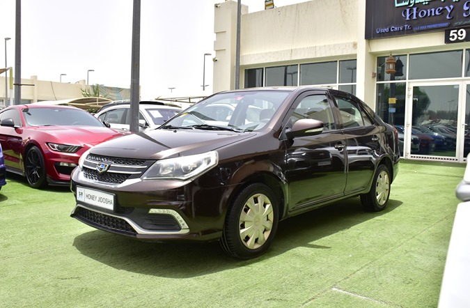 Geely GC6 ( 2017 Model ) in Brown Color GCC Specs