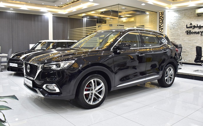 MG HS Trophy AWD 30T ( 2023 Model ) in Black Color GCC Specs