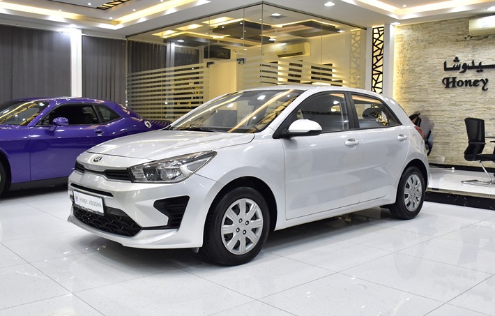 KIA Rio ( 2021 Model ) in Silver Color GCC Specs