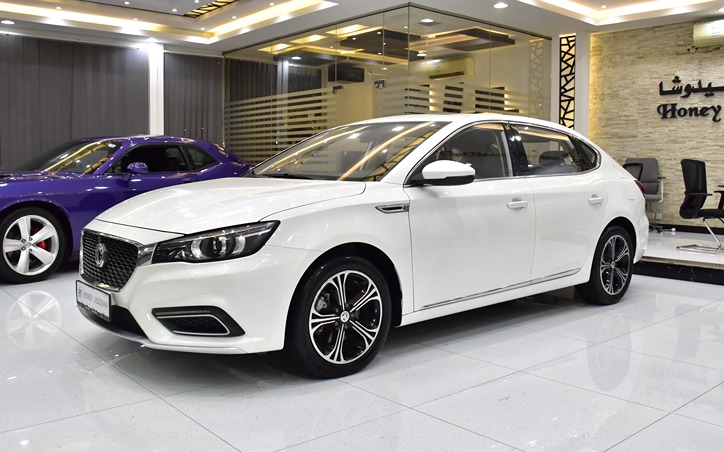 MG 6 ( 2022 Model ) in White Color GCC Specs