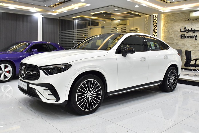 Mercedes Benz GLC200 4Matic ( 2025 Model ) in White Color GCC Specs