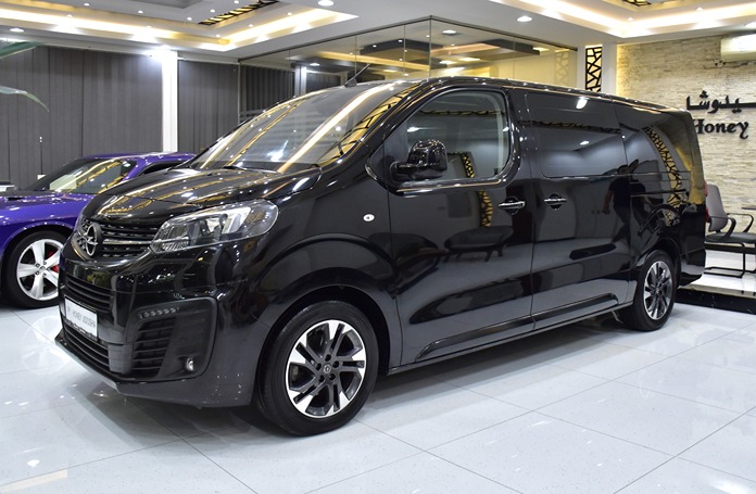 Opel Zafira Life ( 2023 Model ) in Black Color GCC Specs