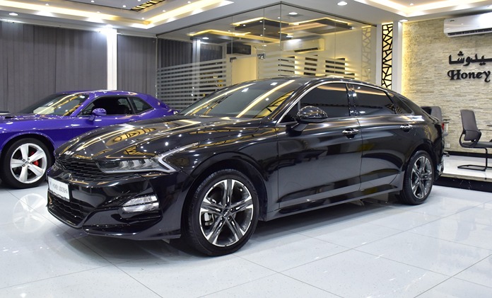KIA K5 ( 2023 Model ) in Black Color GCC Specs