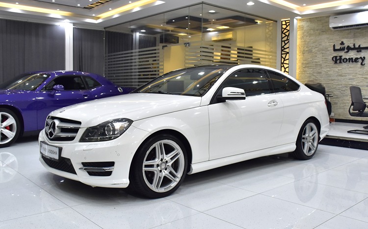 Mercedes Benz C250 Coupe ( 2015 Model ) in White Color GCC Specs