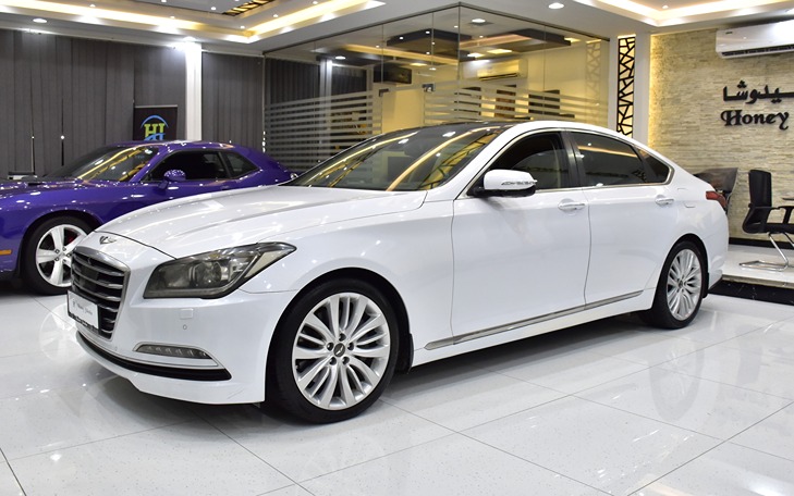 Hyundai Genesis 3.8 ( 2016 Model ) in White Color GCC Specs