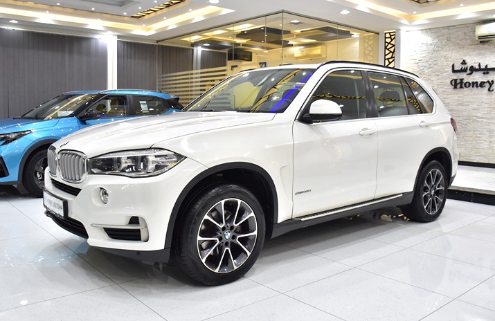 BMW X5 xDrive35i ( 2014 Model ) in White Color GCC Specs