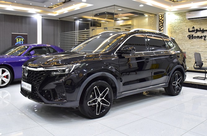 MG RX5 ( 2025 Model ) in Black Color GCC Specs